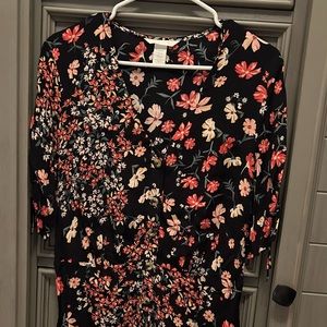 H&M floral button down dress women’s size 10. NWOT